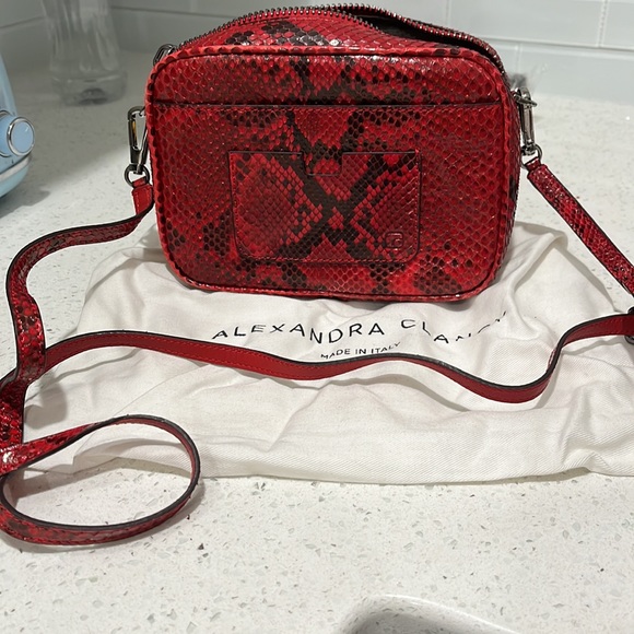 Alexandra Clancy crossbody bag - Picture 5 of 5